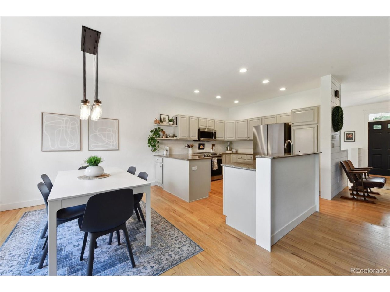 1819 Spring Water Ln