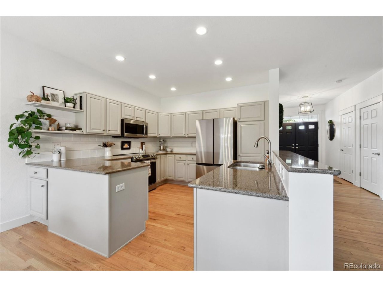 1819 Spring Water Ln