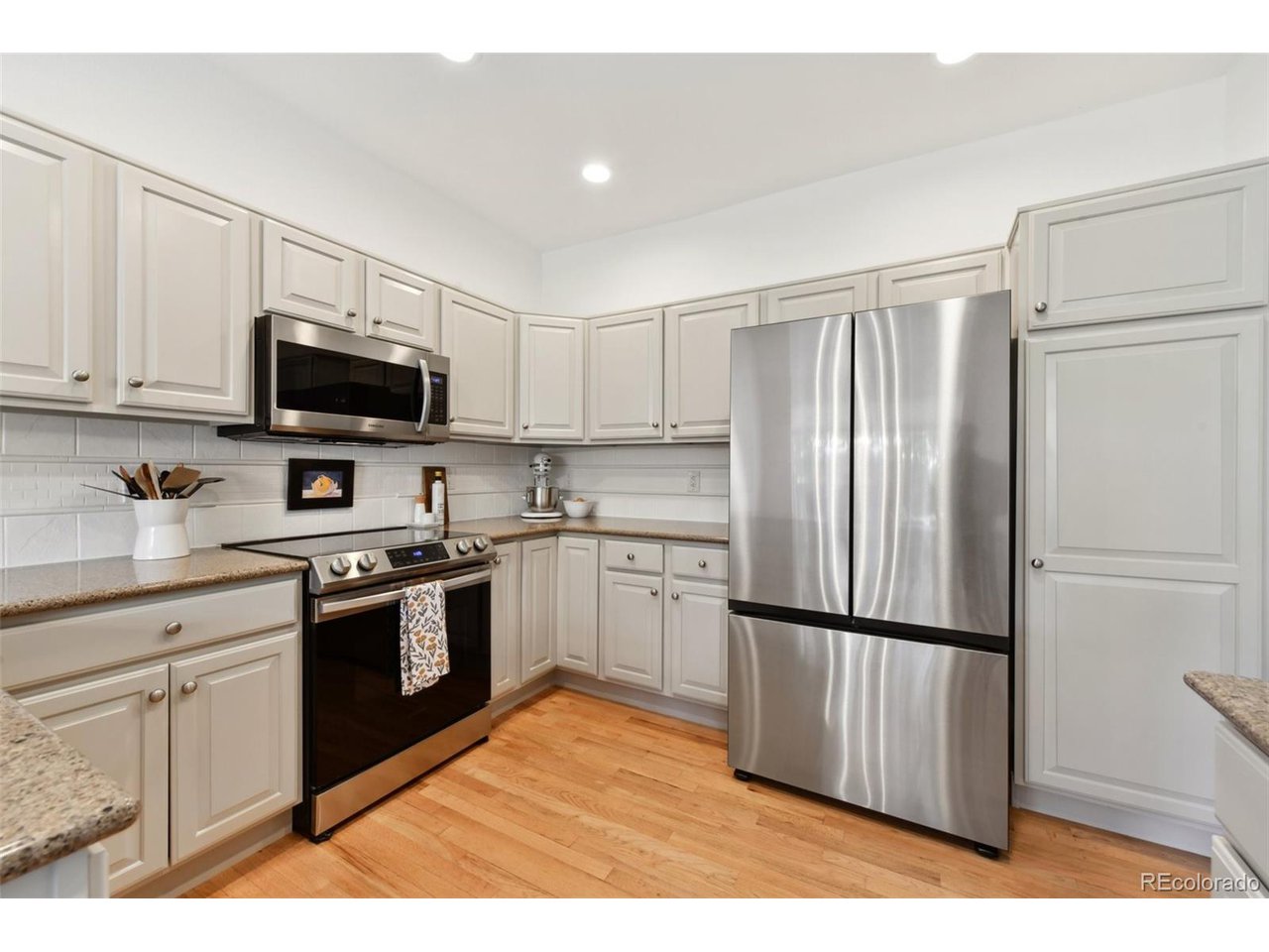 1819 Spring Water Ln