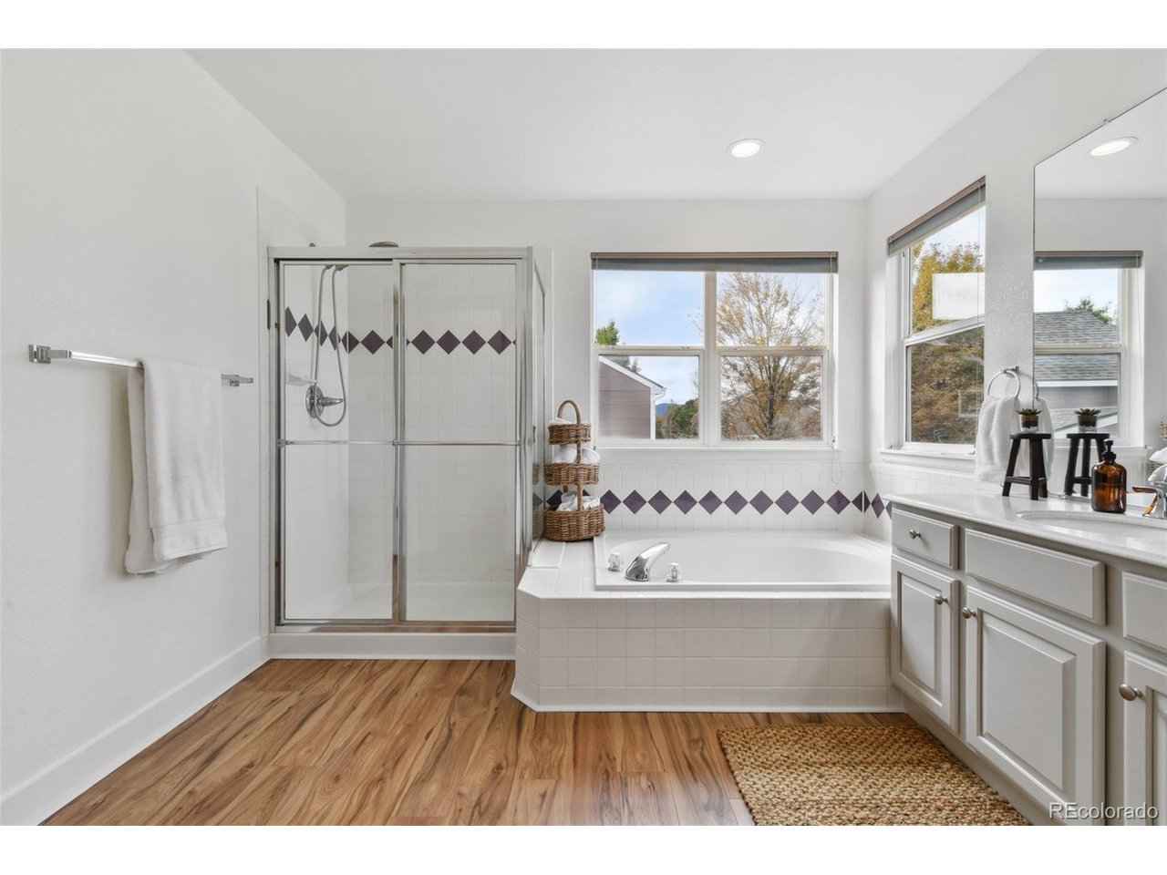 1819 Spring Water Ln