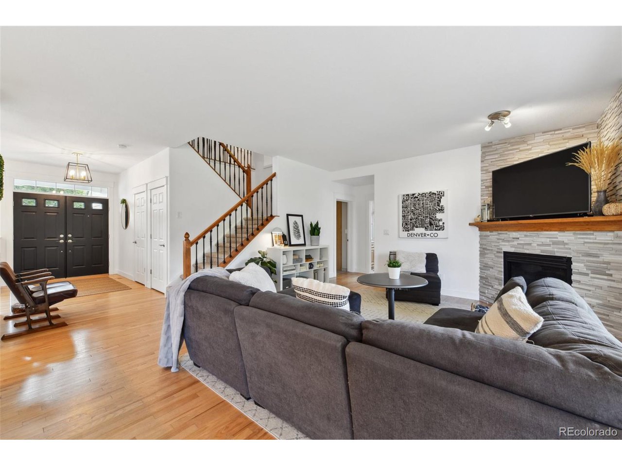 1819 Spring Water Ln