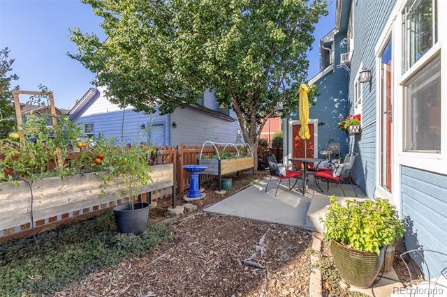 427 S Parkside Drive
