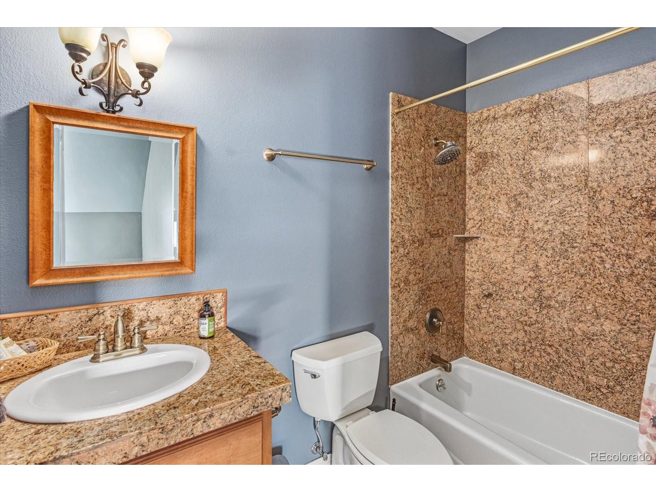 8557 Mountain View Farms Ln