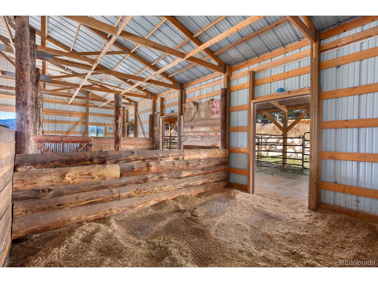 8557 Mountain View Farms Ln