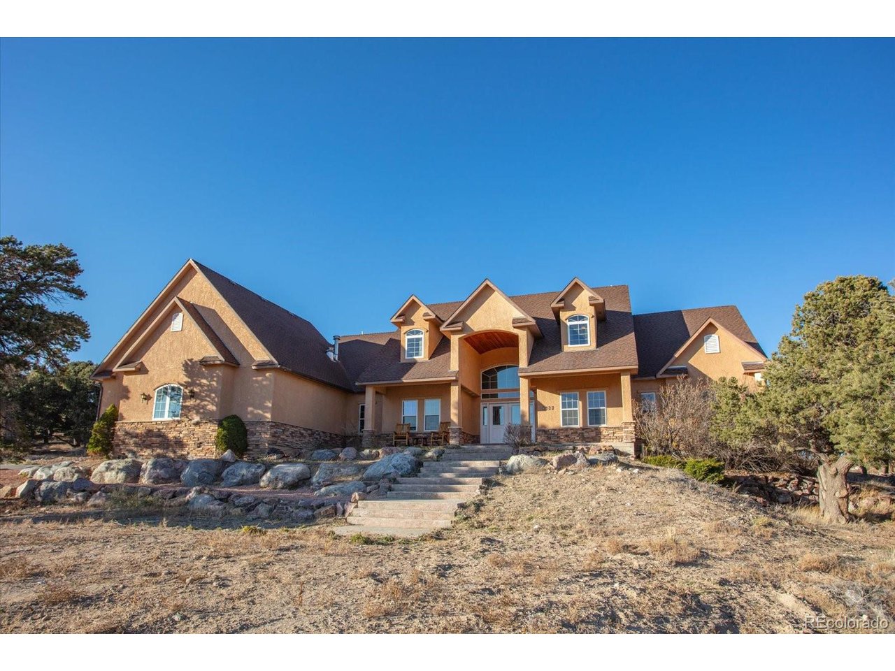 8557 Mountain View Farms Ln