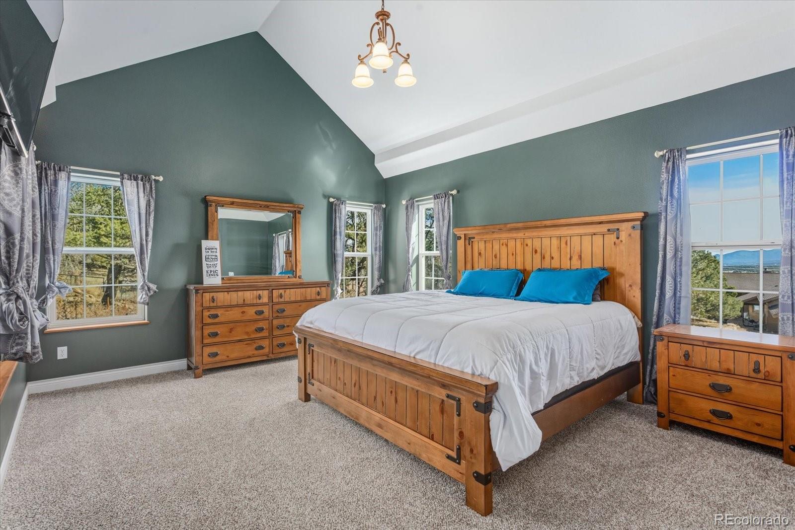 8557 Mountain View Farms Lane