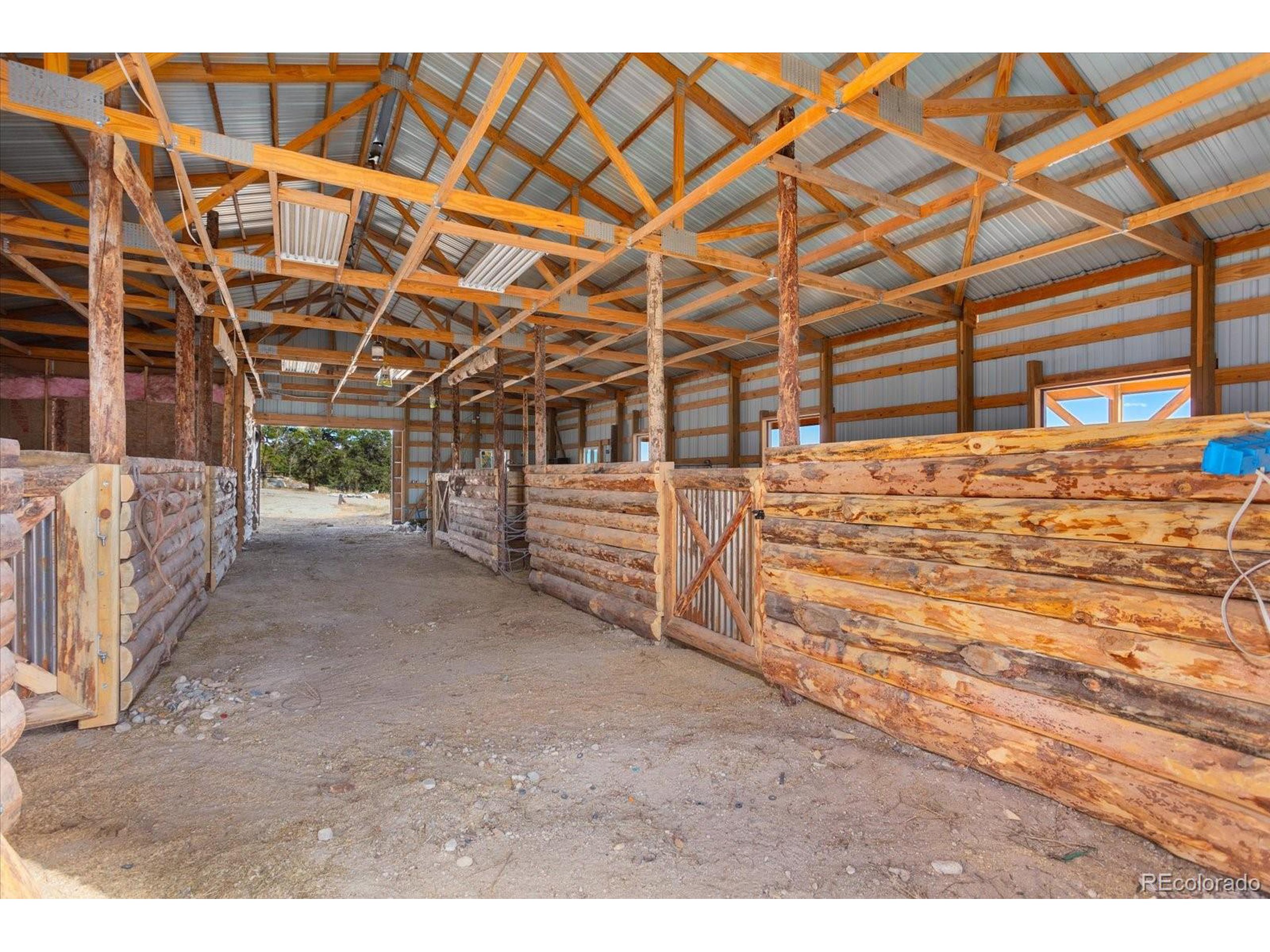 8557 Mountain View Farms Ln