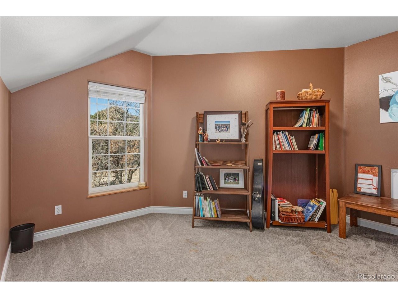 8557 Mountain View Farms Ln