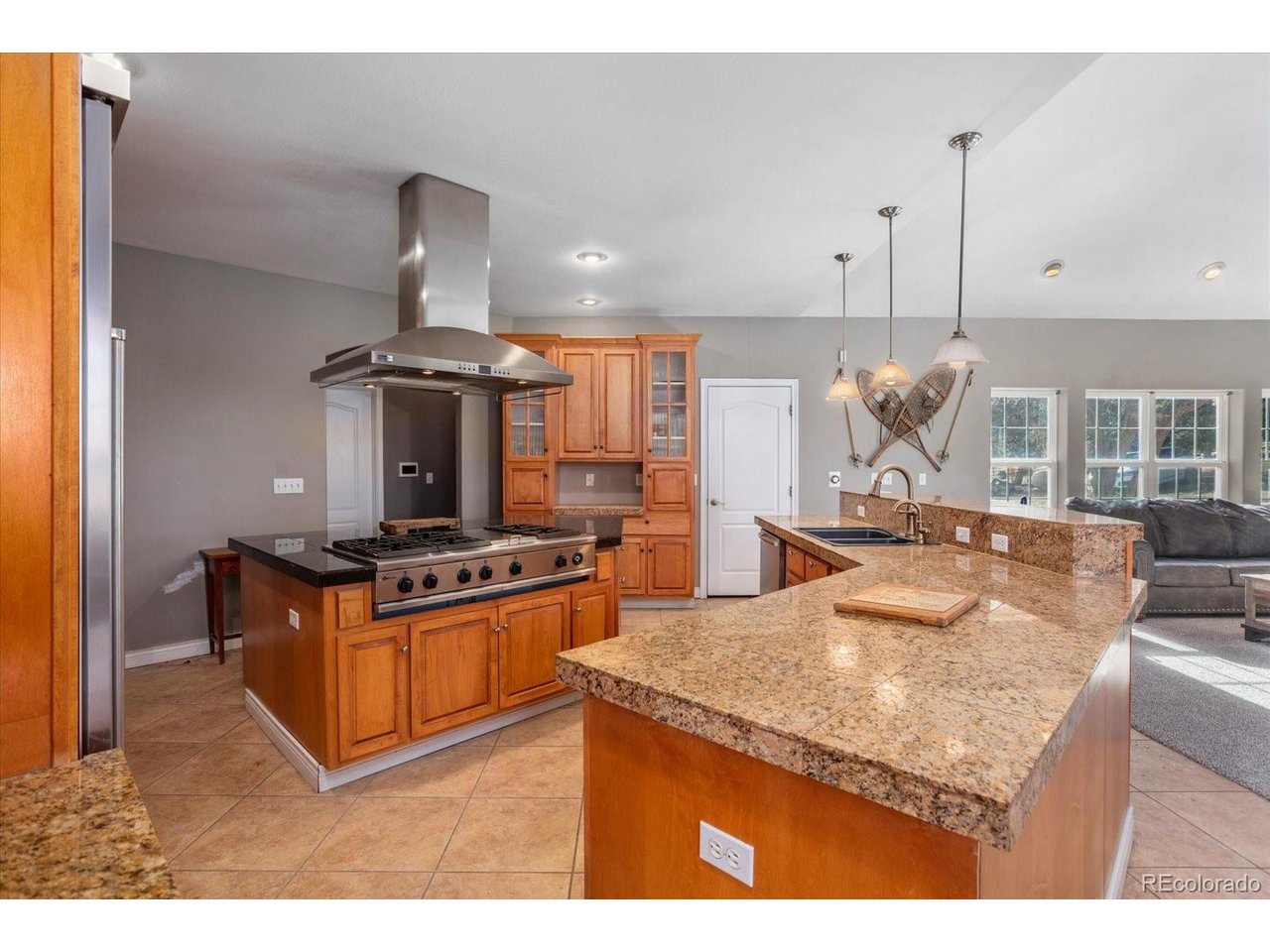 8557 Mountain View Farms Ln