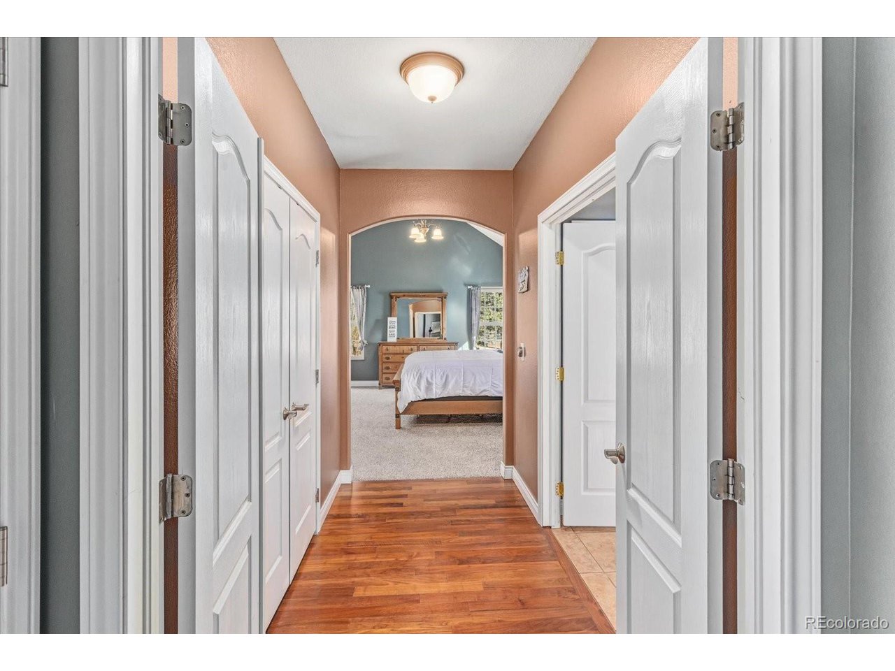 8557 Mountain View Farms Ln