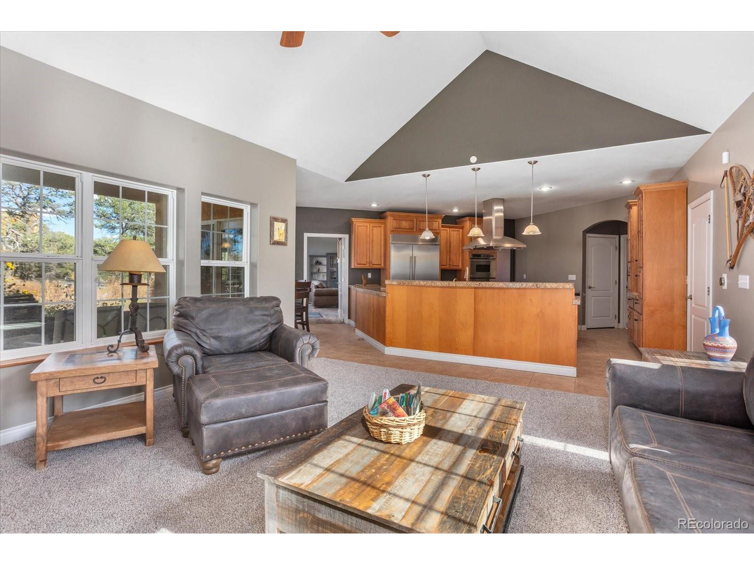 8557 Mountain View Farms Ln