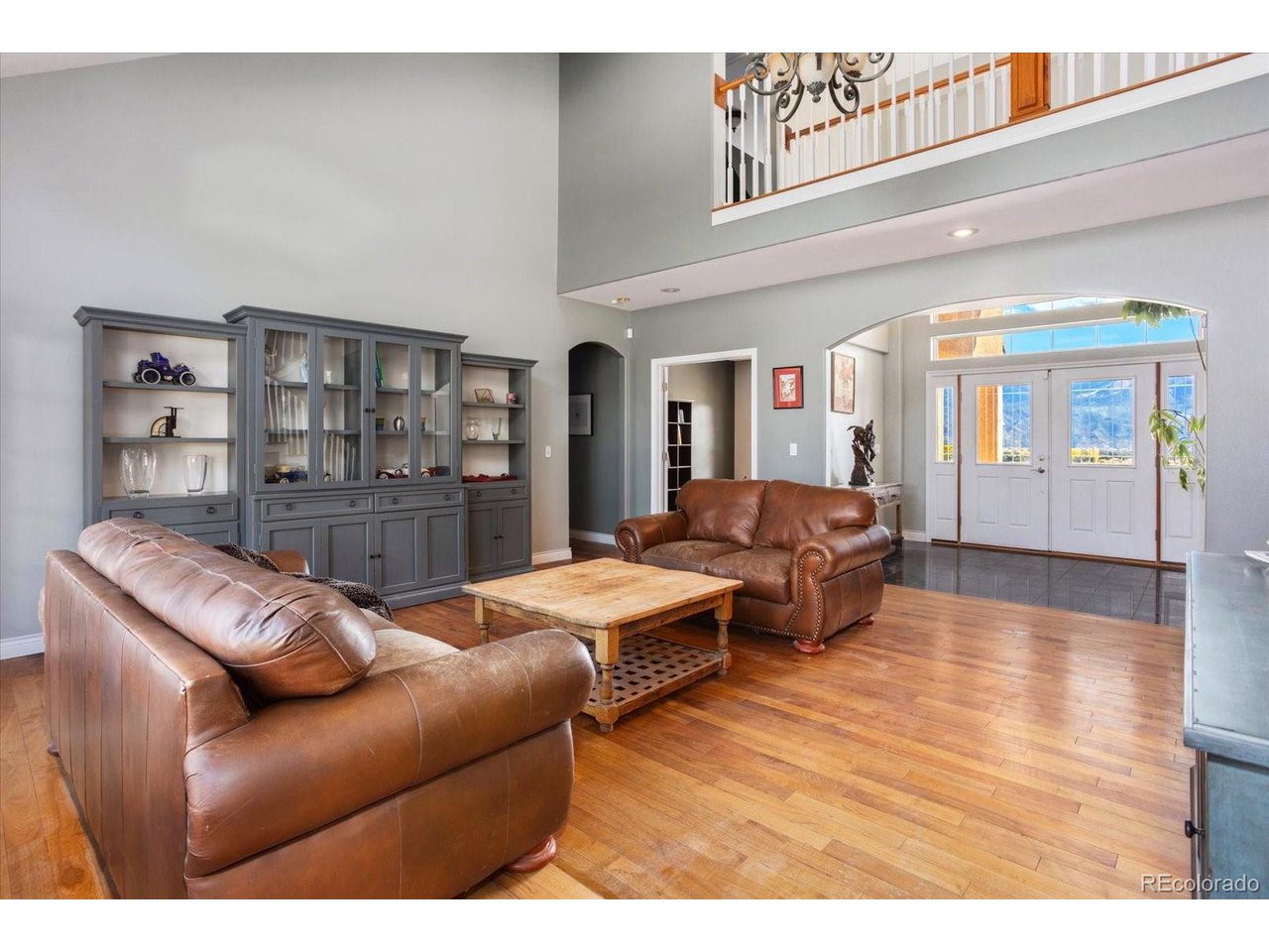 8557 Mountain View Farms Ln