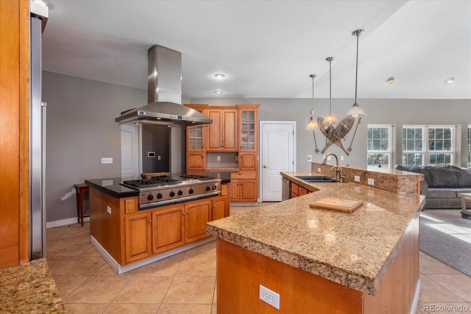 8557 Mountain View Farms Lane