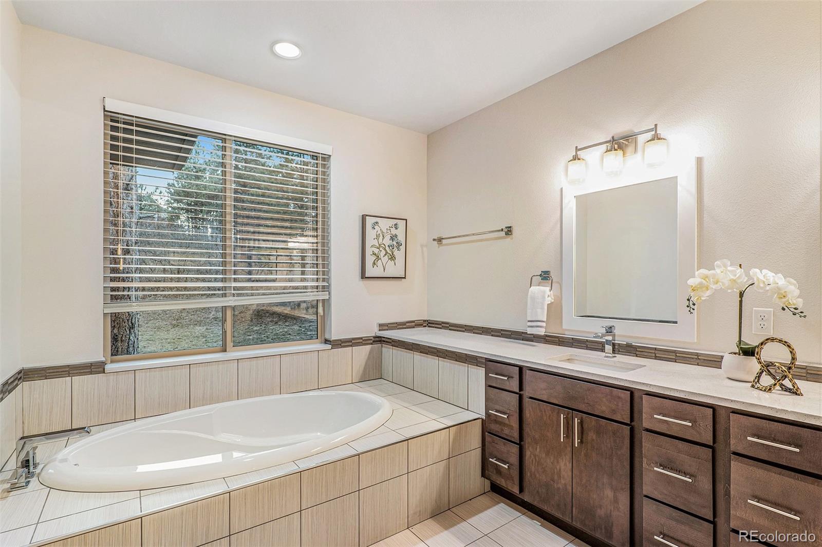 602 Independence Drive