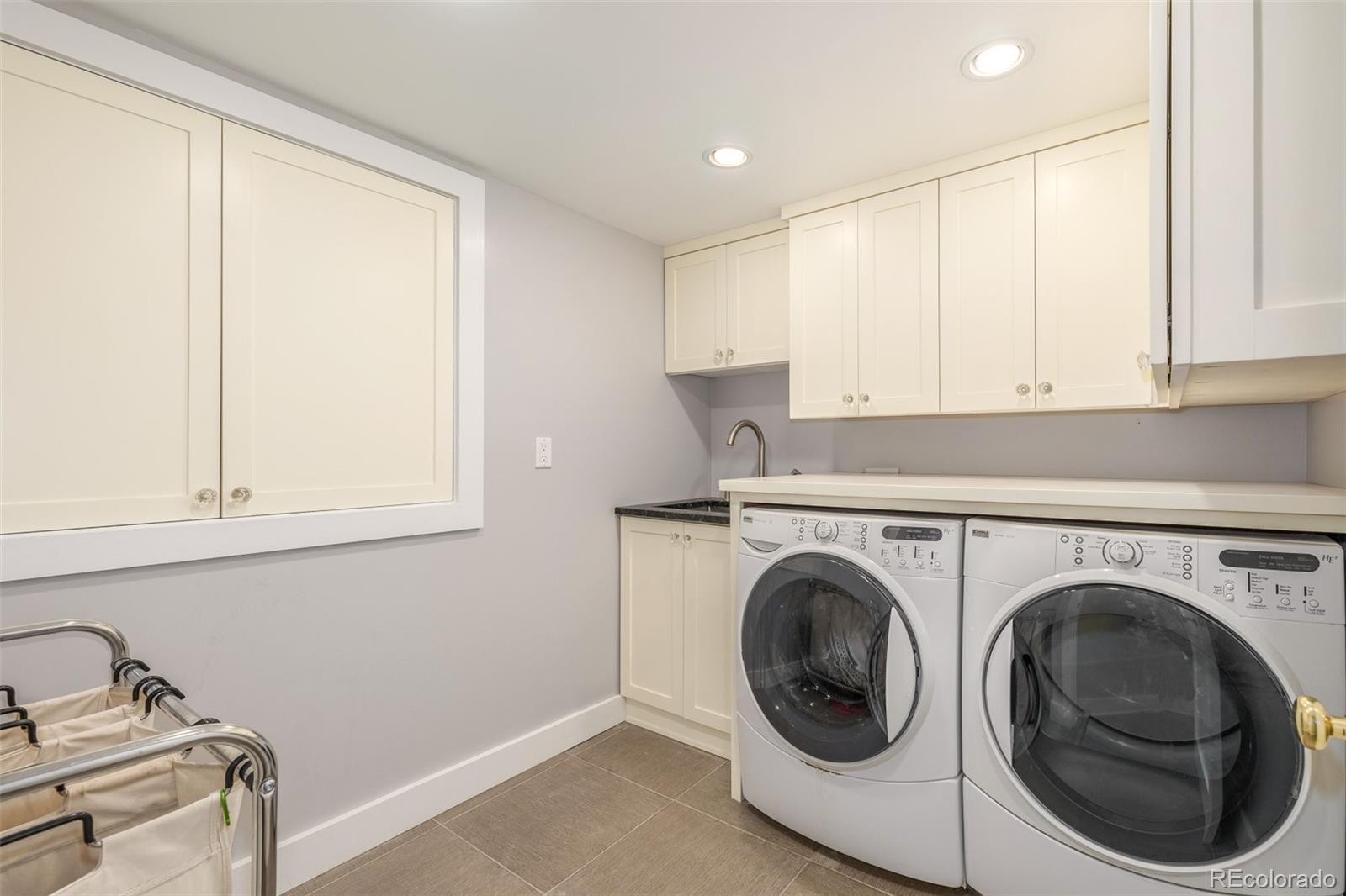 3601 E 7th Avenue Parkway