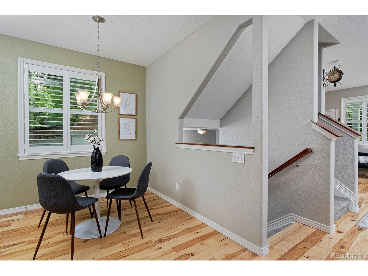 401 E Geneseo St A
