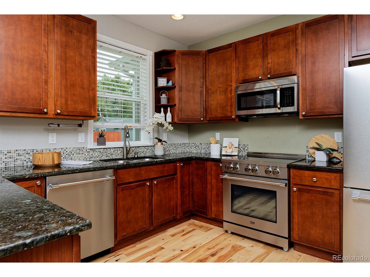 401 E Geneseo St A