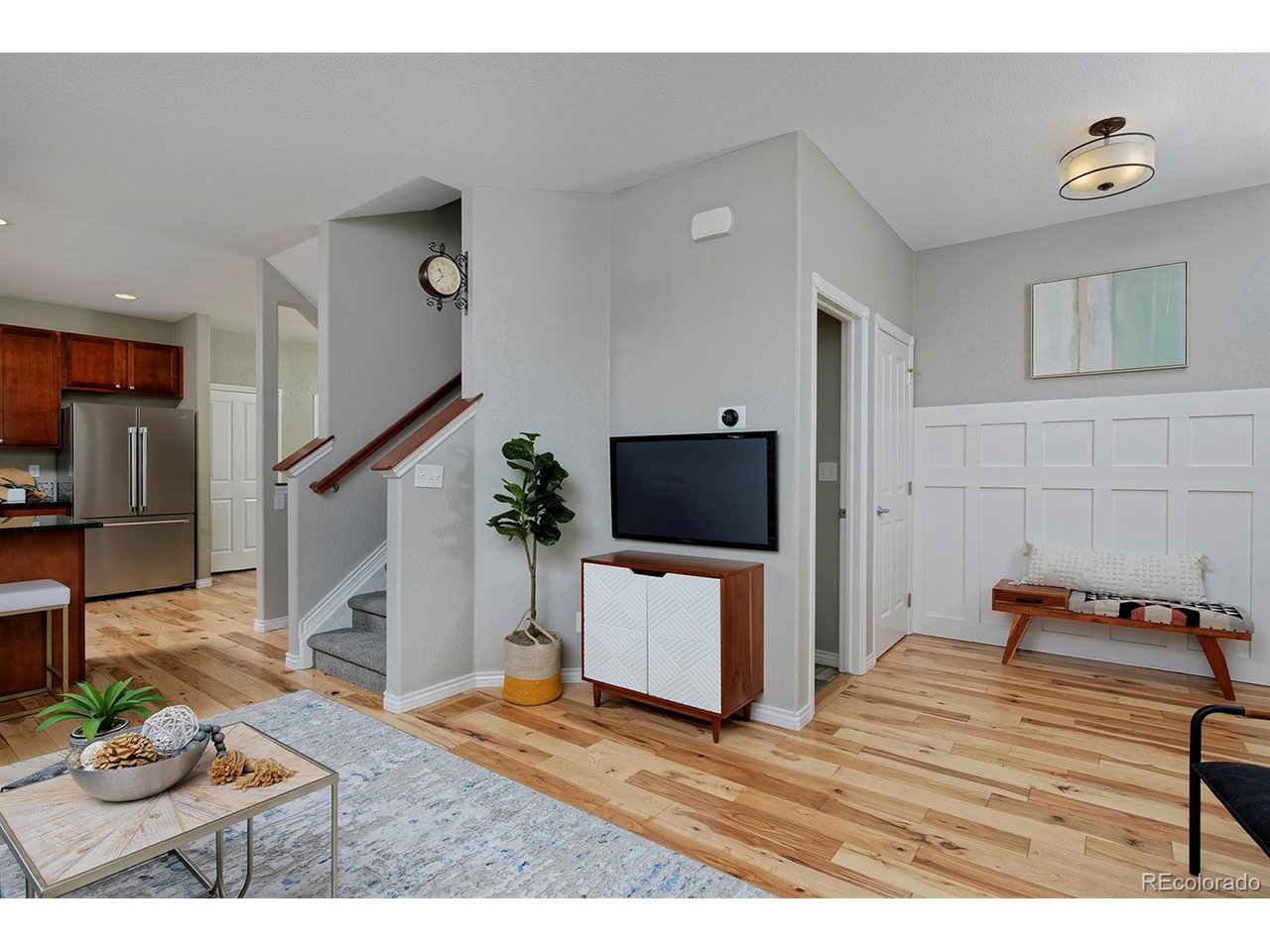 401 E Geneseo St A