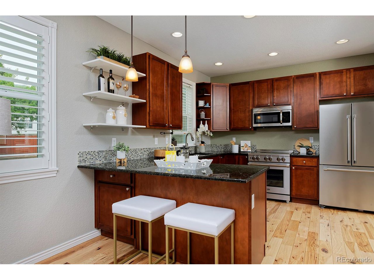 401 E Geneseo St A