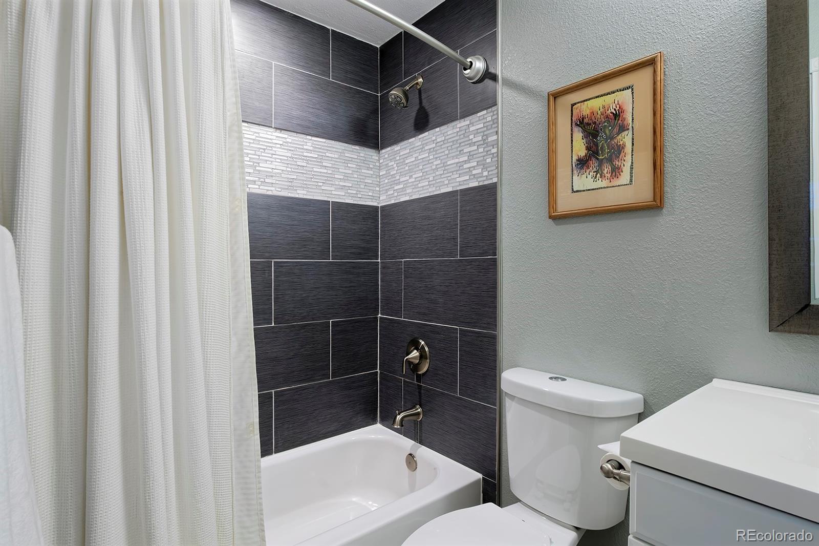 401 E Geneseo Street Unit: A