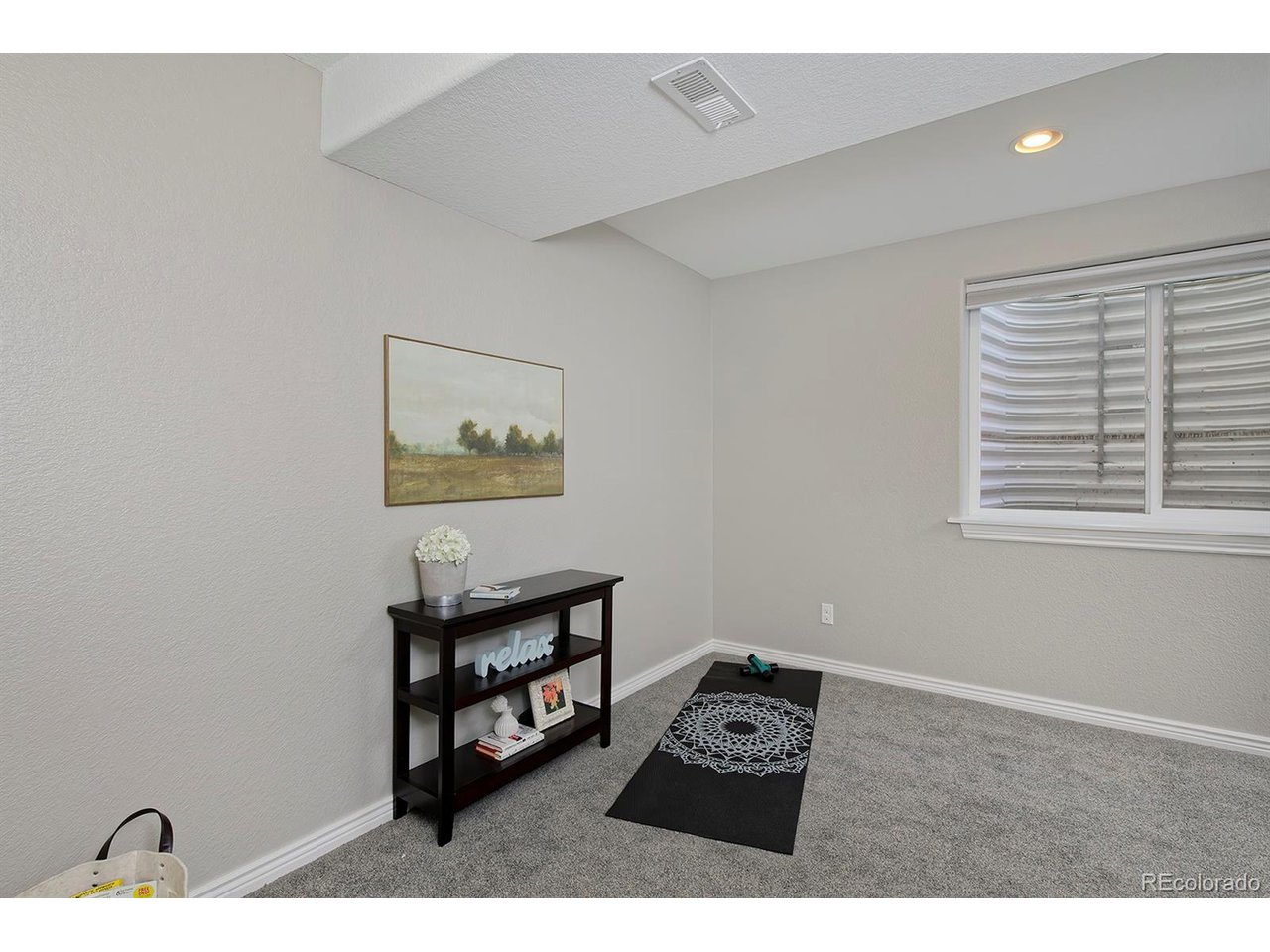401 E Geneseo St A