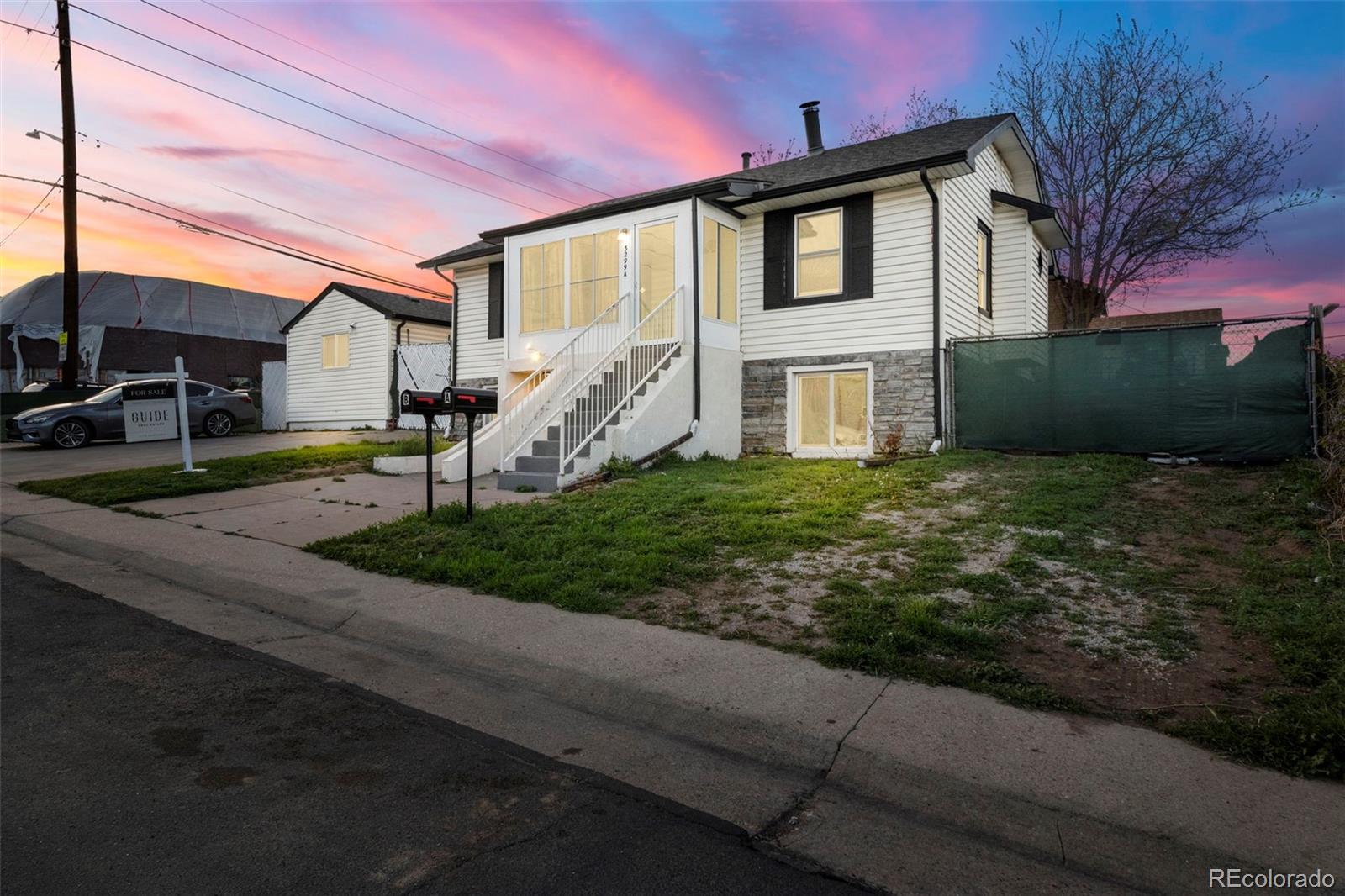 3299 W Dakota Avenue