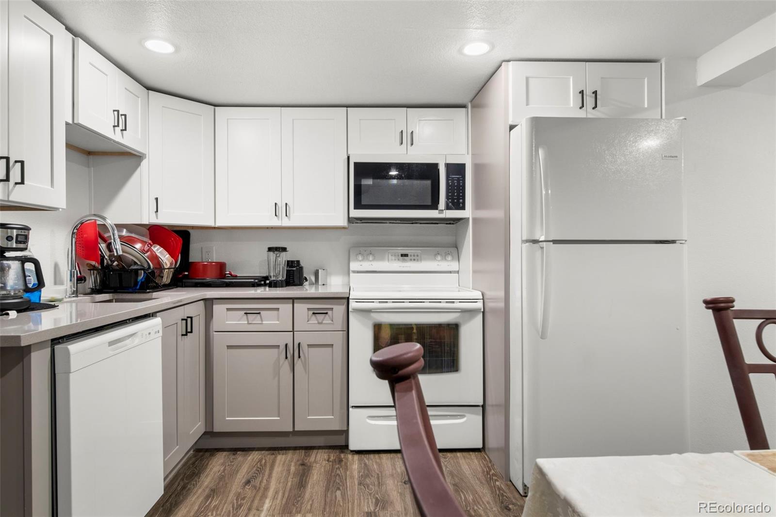 3299 W Dakota Avenue