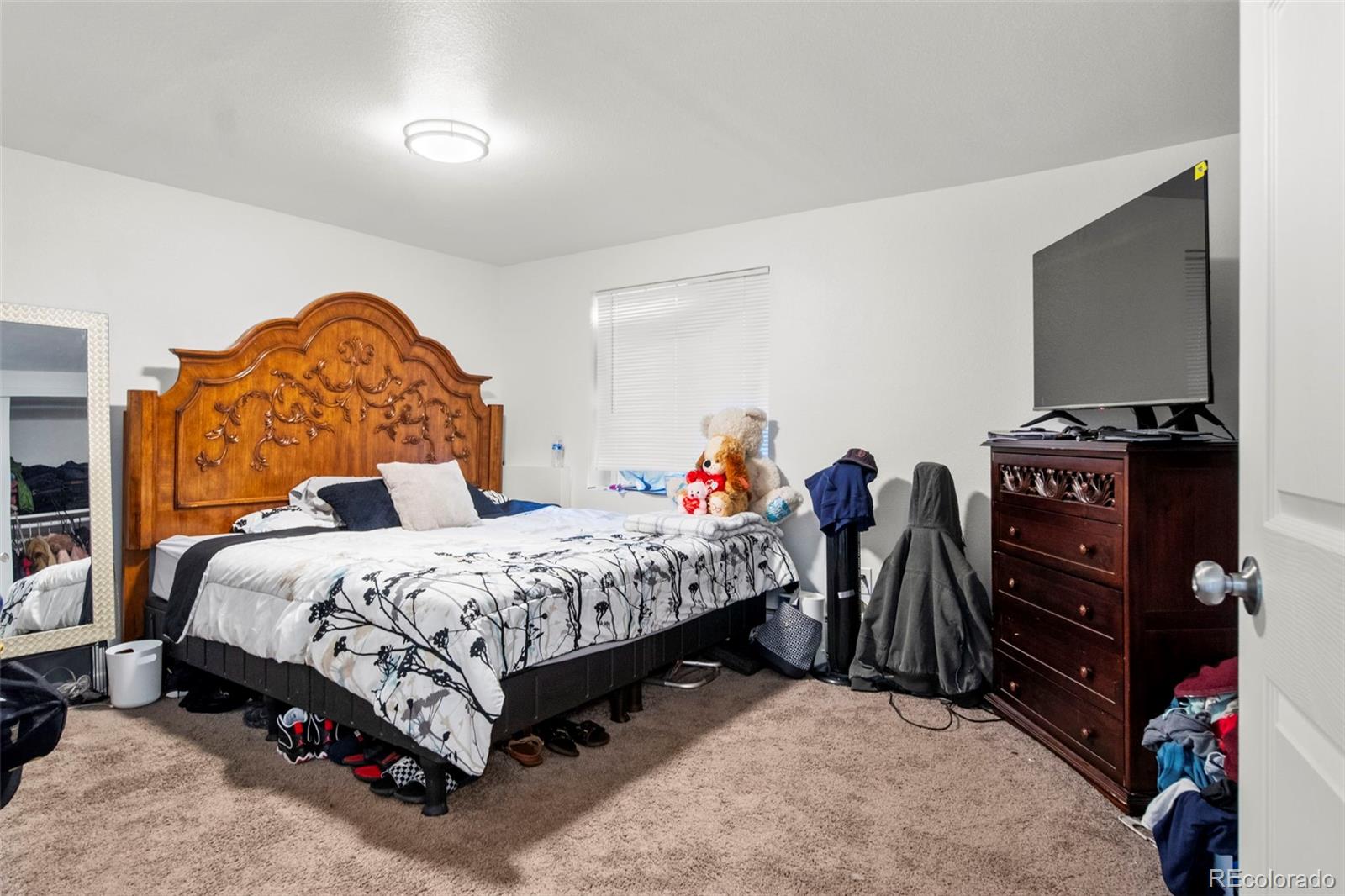 3299 W Dakota Avenue