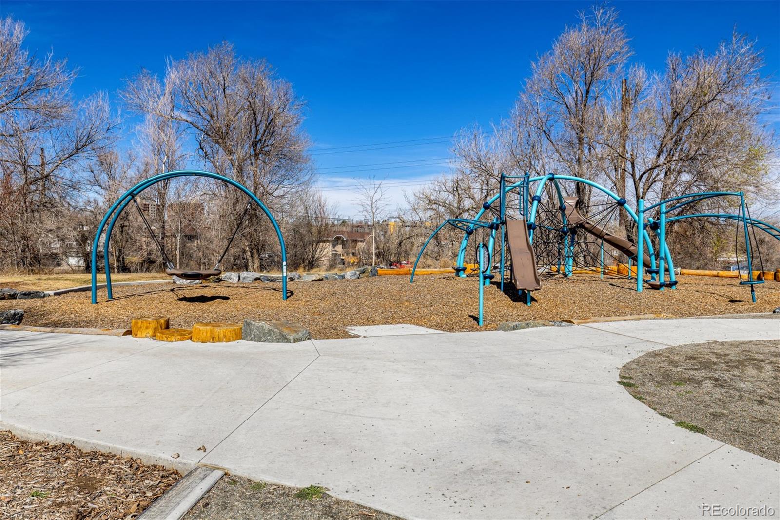 1447 S Mariposa Street