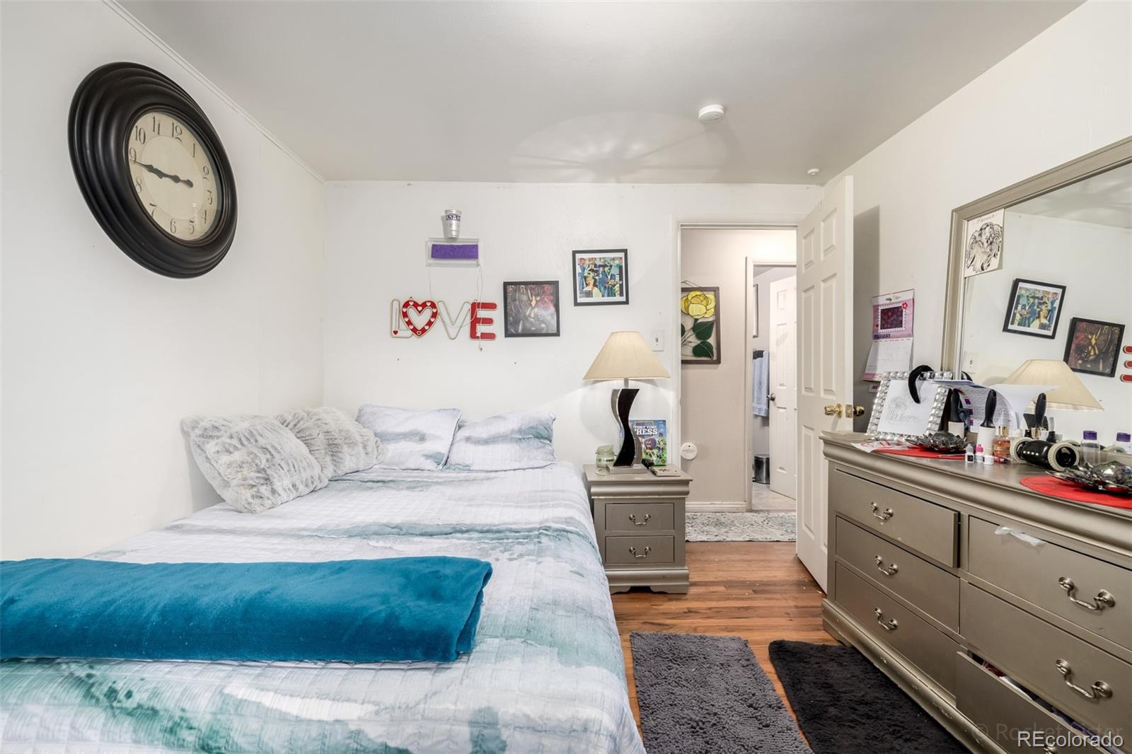 1447 S Mariposa Street