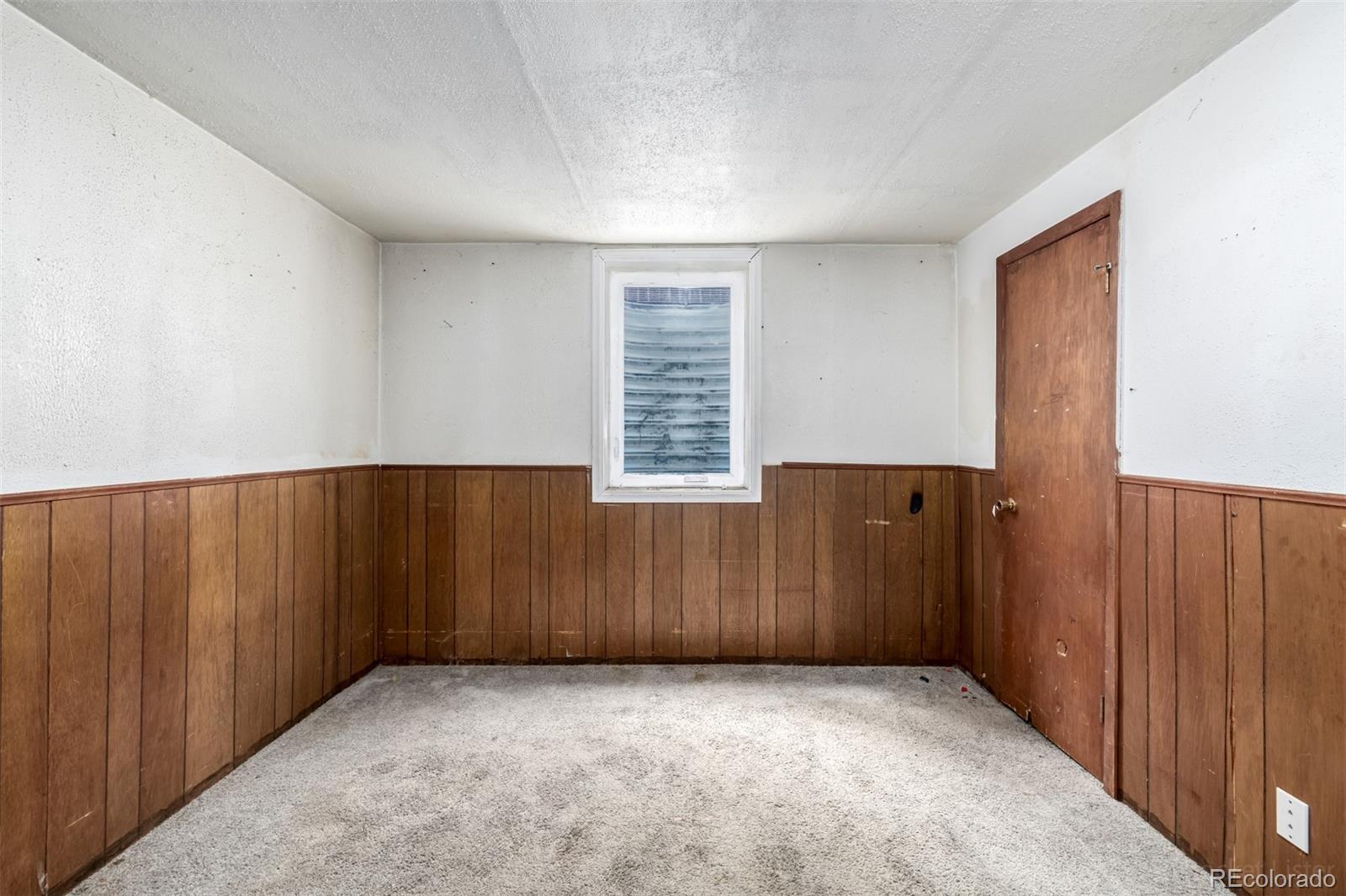 1447 S Mariposa Street