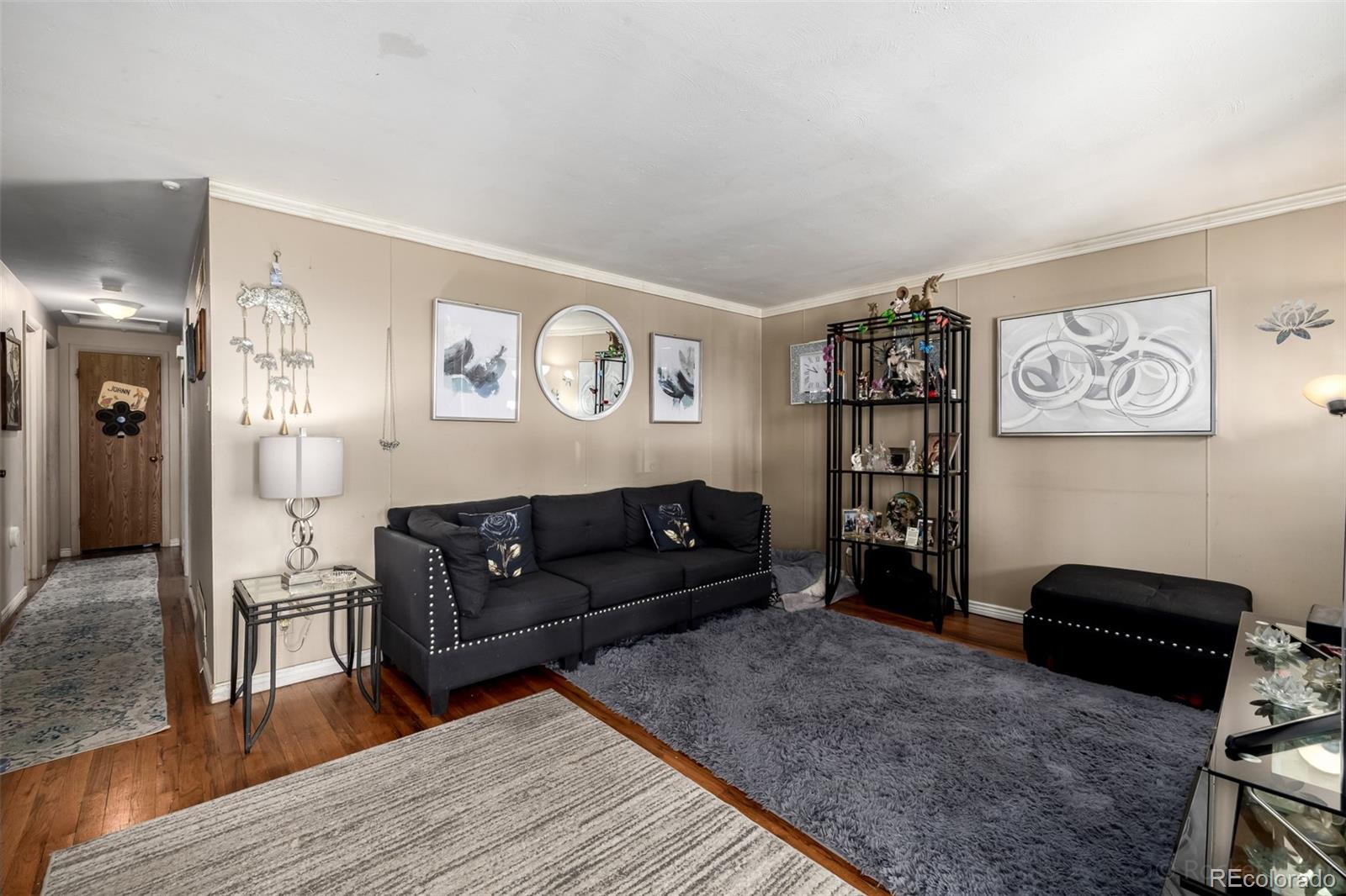 1447 S Mariposa Street