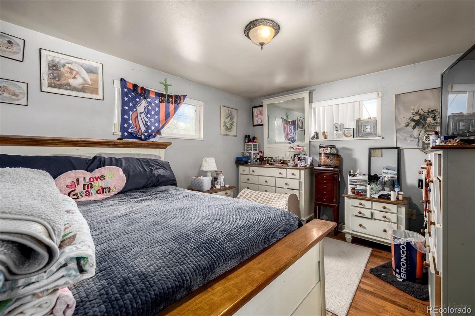 1447 S Mariposa Street