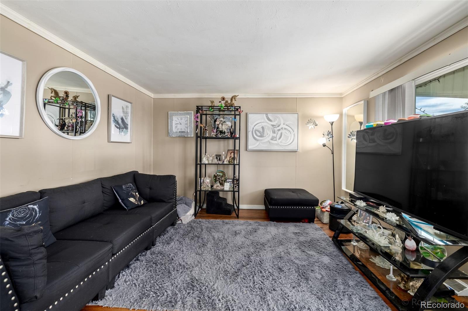 1447 S Mariposa Street