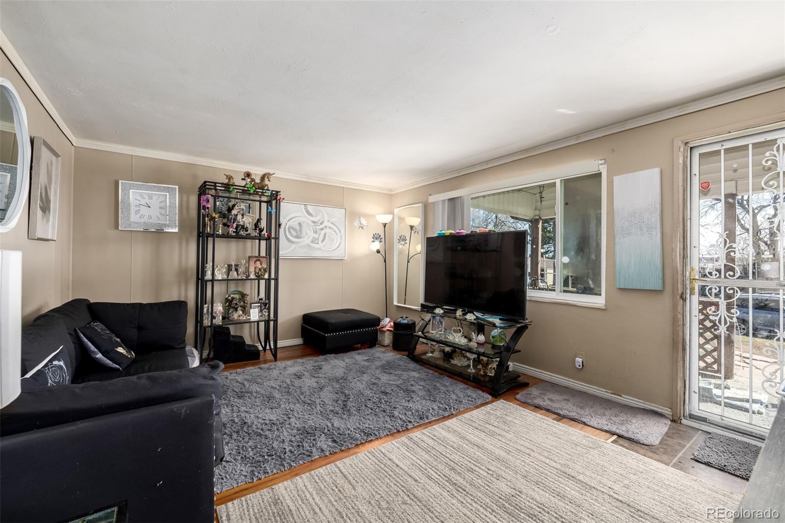 1447 S Mariposa Street