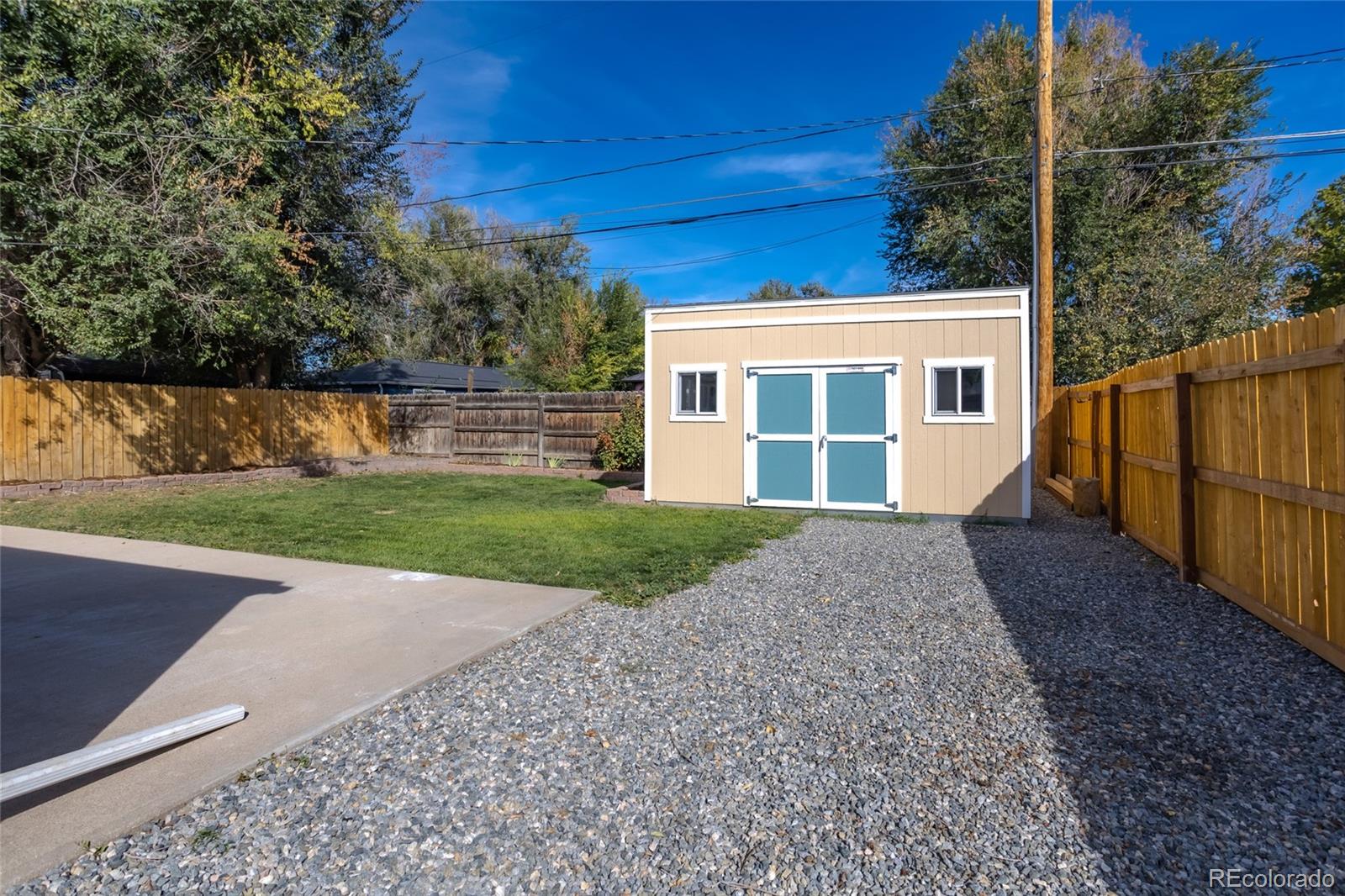 6845 W 55th Place