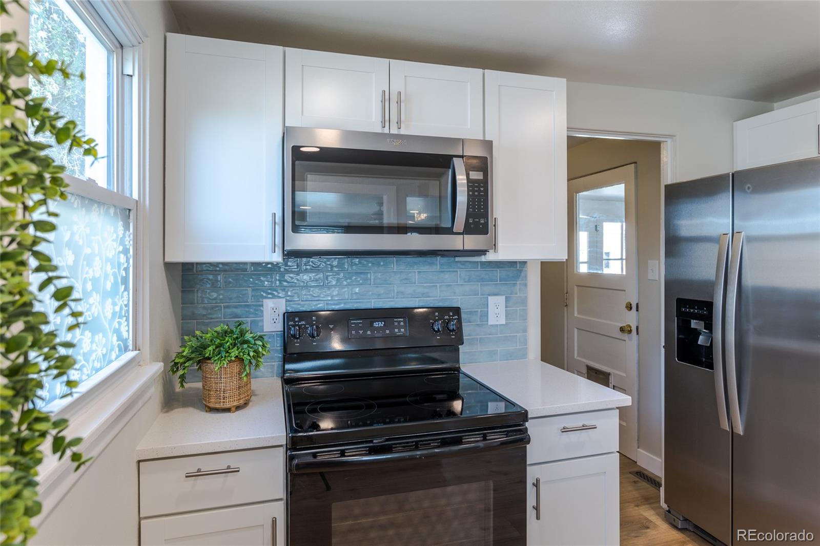 6845 W 55th Place