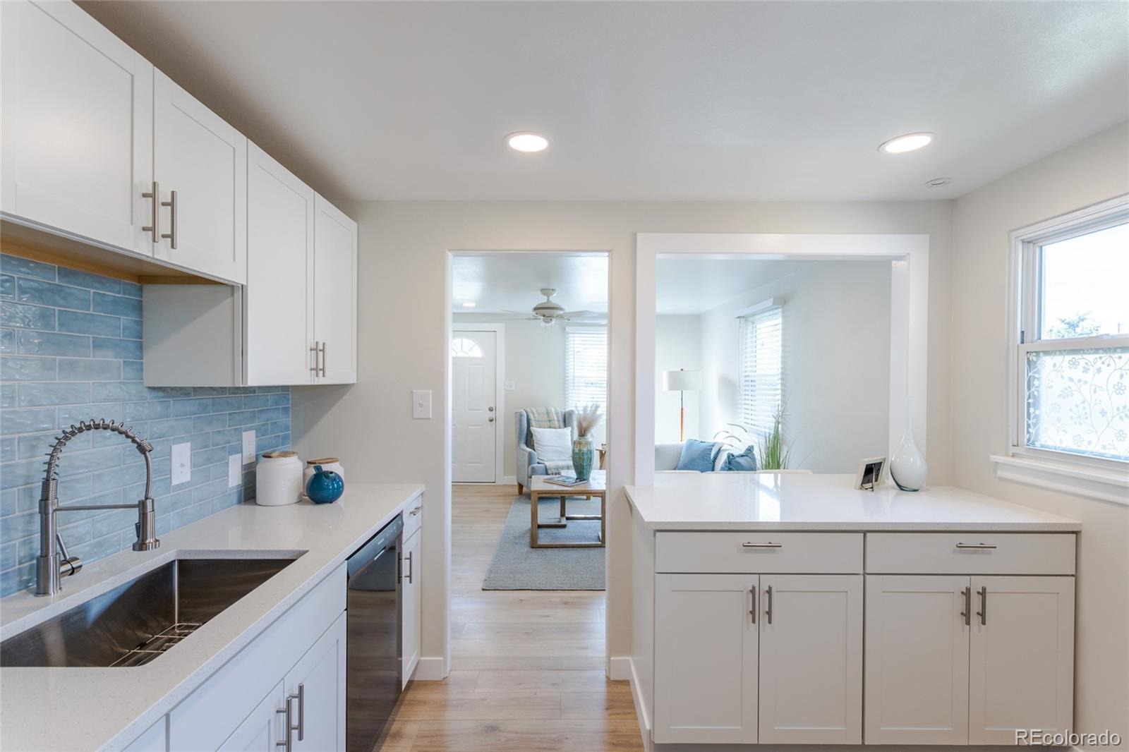 6845 W 55th Place