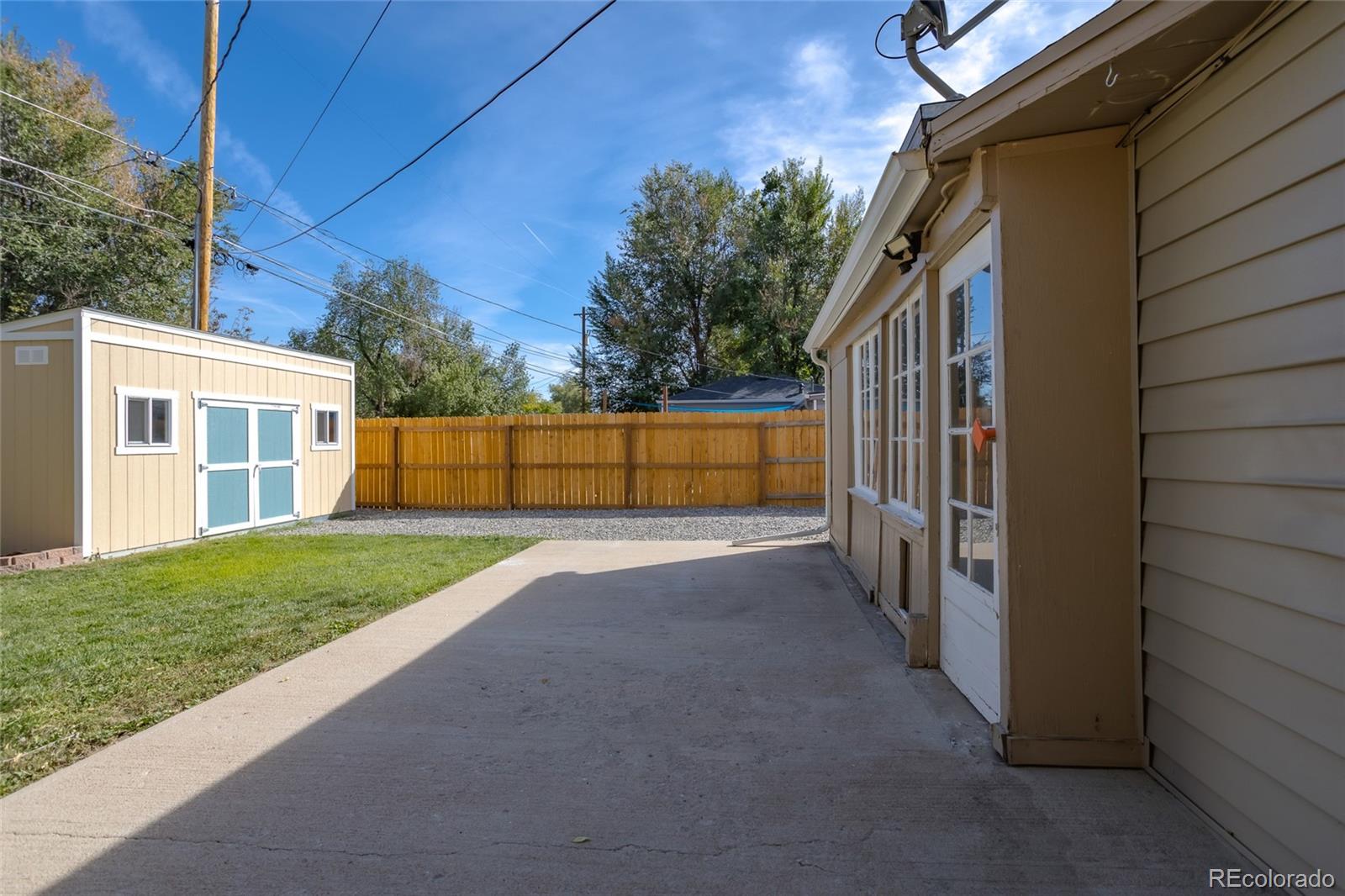 6845 W 55th Place