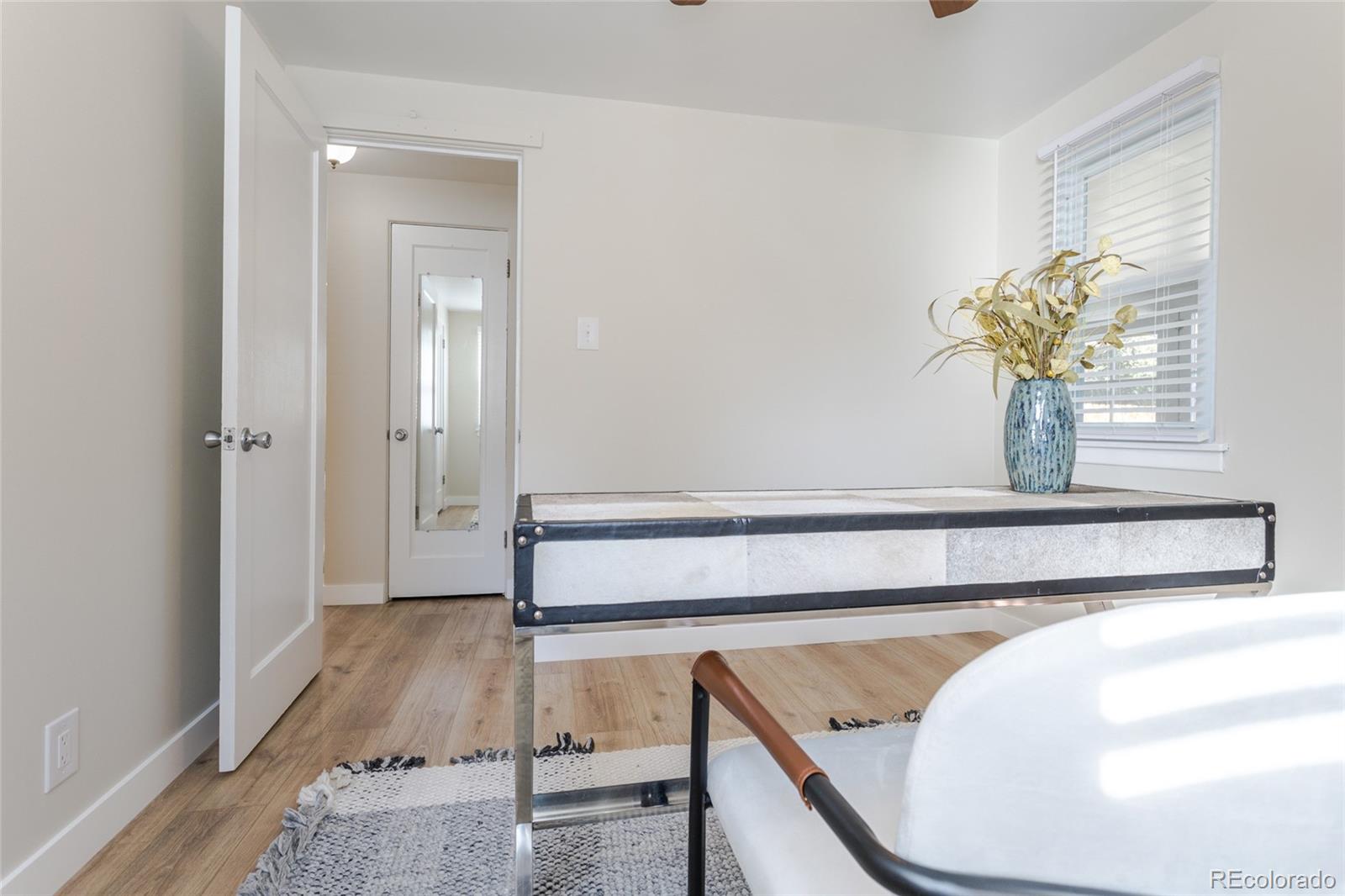 6845 W 55th Place