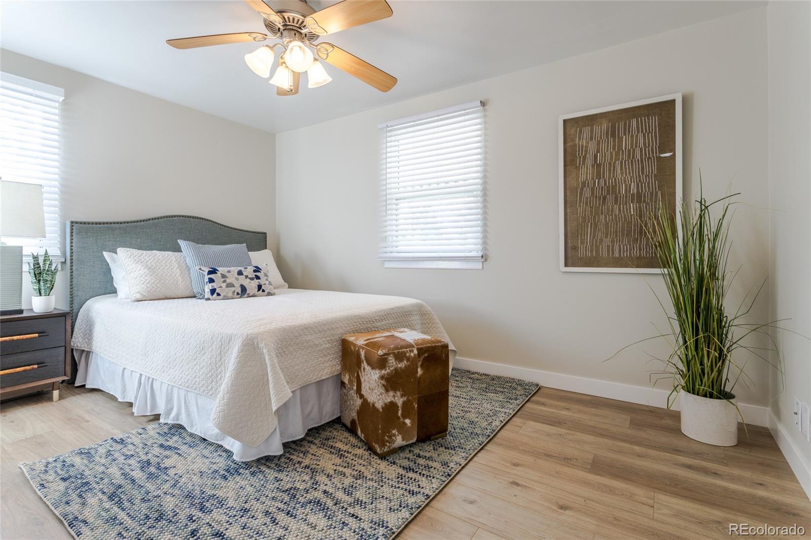 6845 W 55th Place