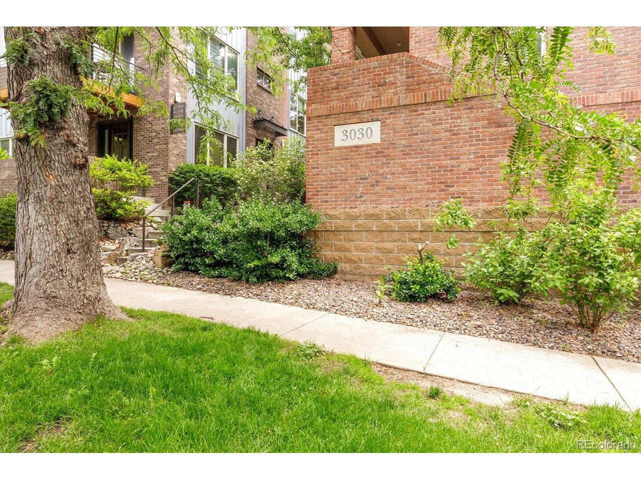 3030 Wyandot St 4