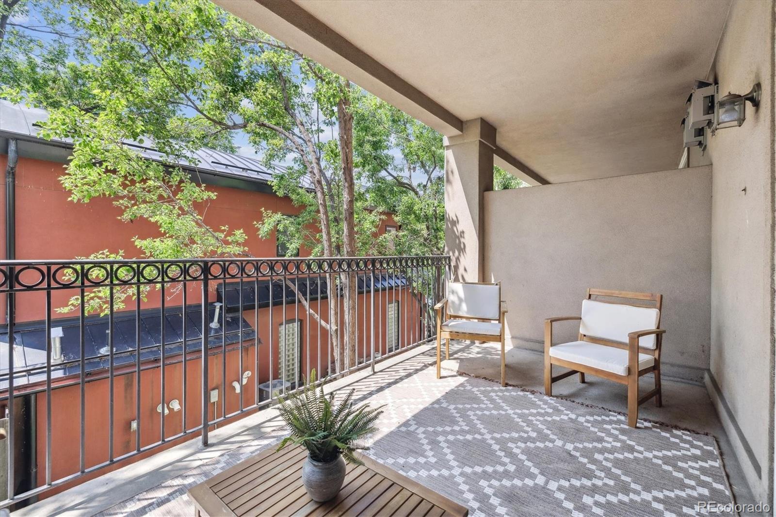 3030 Wyandot Street Unit: 4