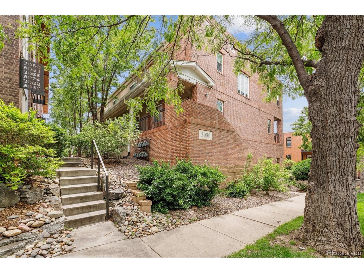 3030 Wyandot St 4