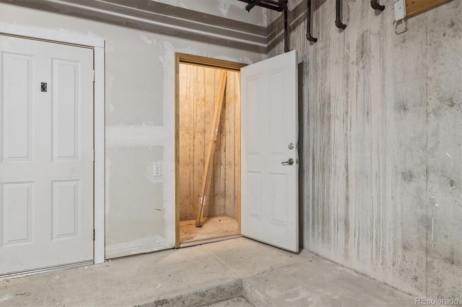 3030 Wyandot Street Unit: 4