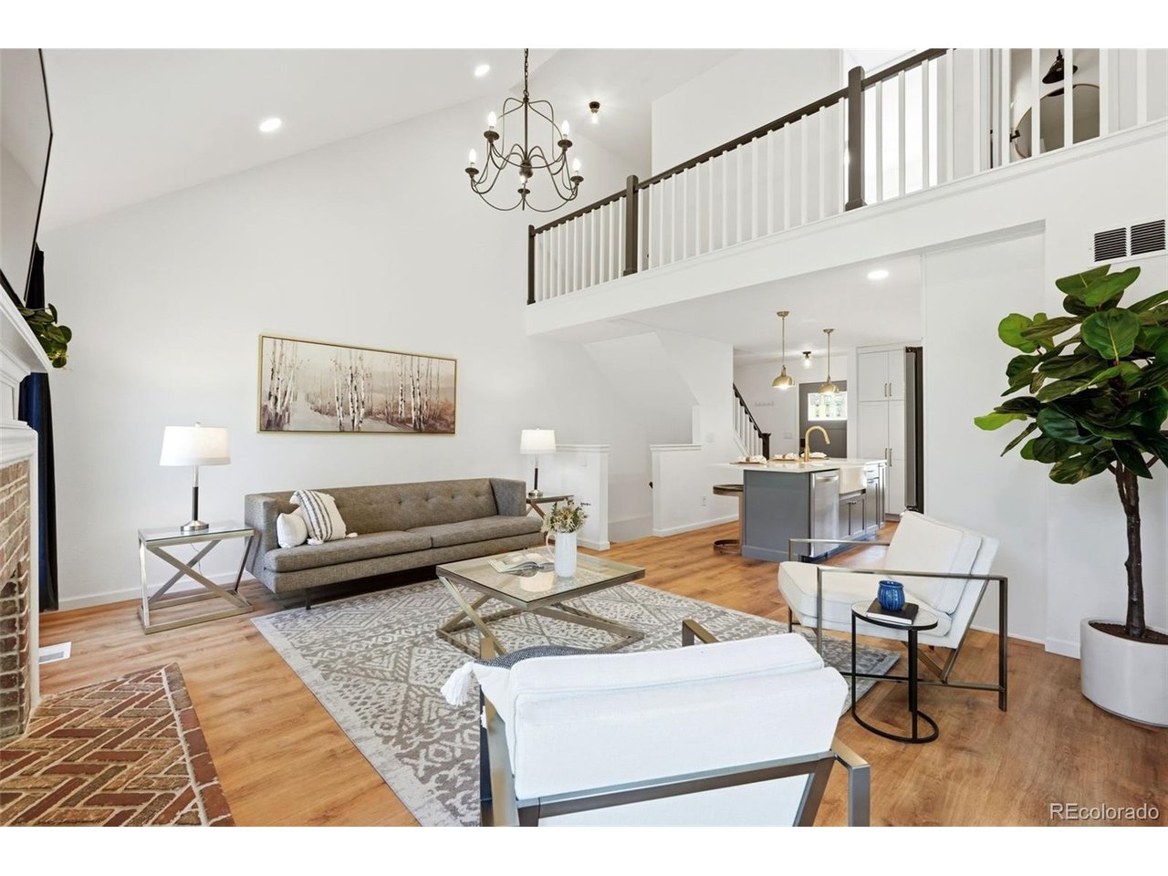 8512 Union Cir