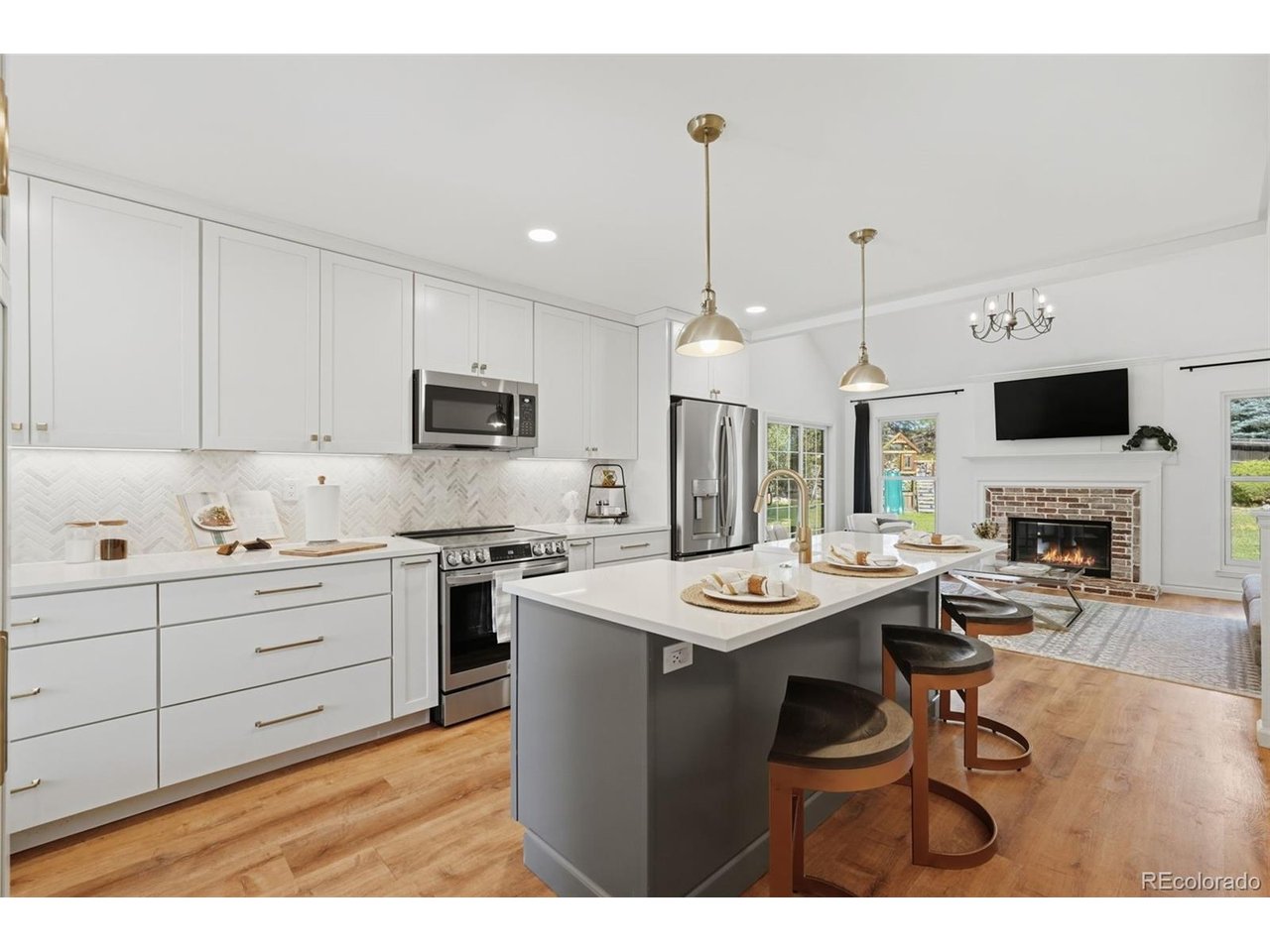 8512 Union Cir