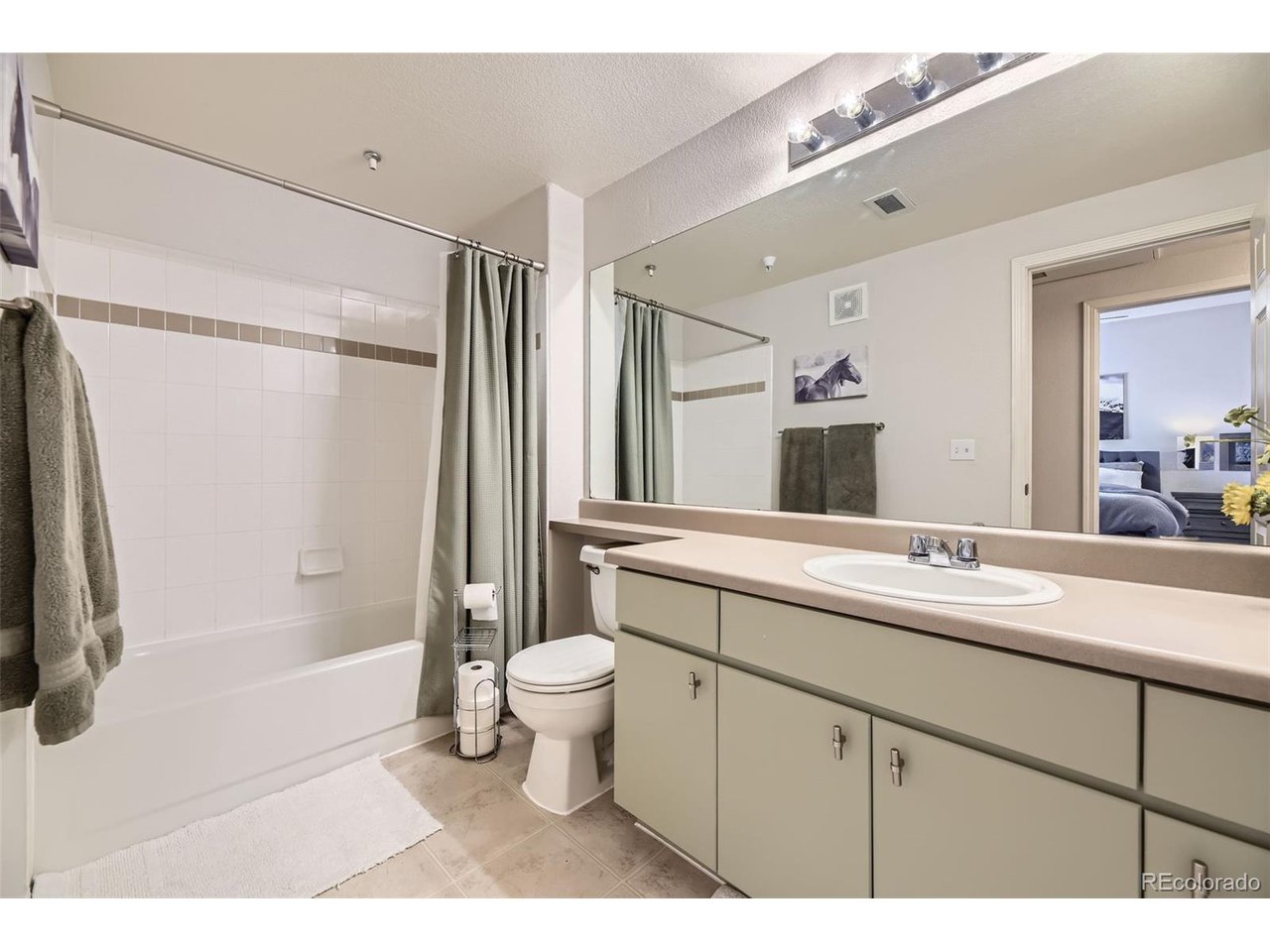 1641 W Canal Cir 736