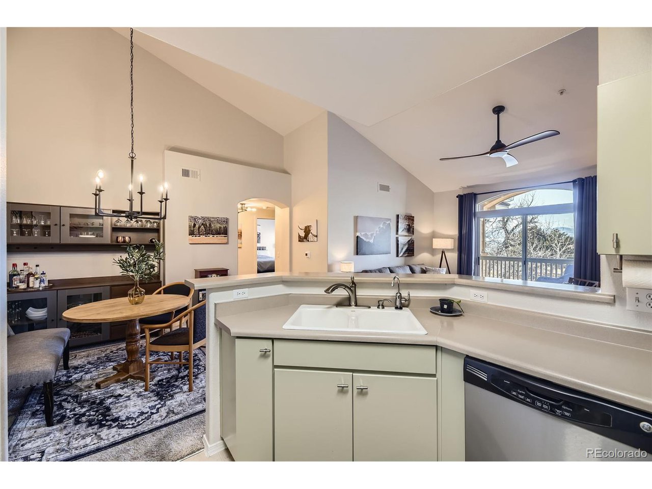 1641 W Canal Cir 736