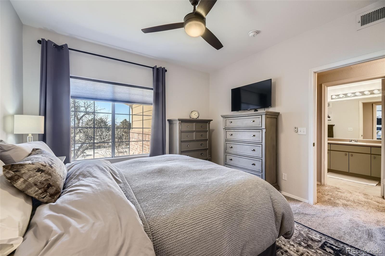 1641 W Canal Circle Unit: 736